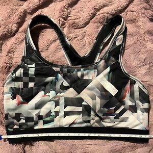 Large Nike pro sports bra